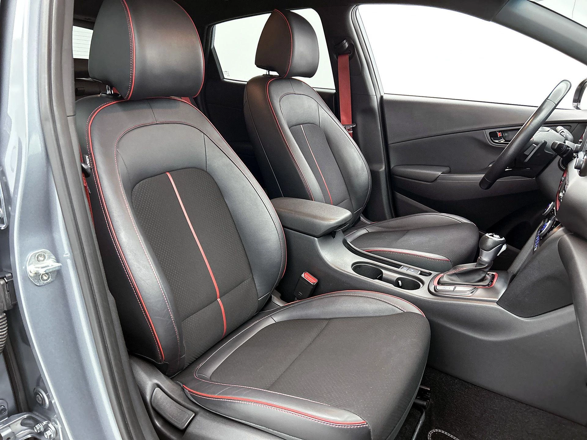 Hyundai-Kona-image-19