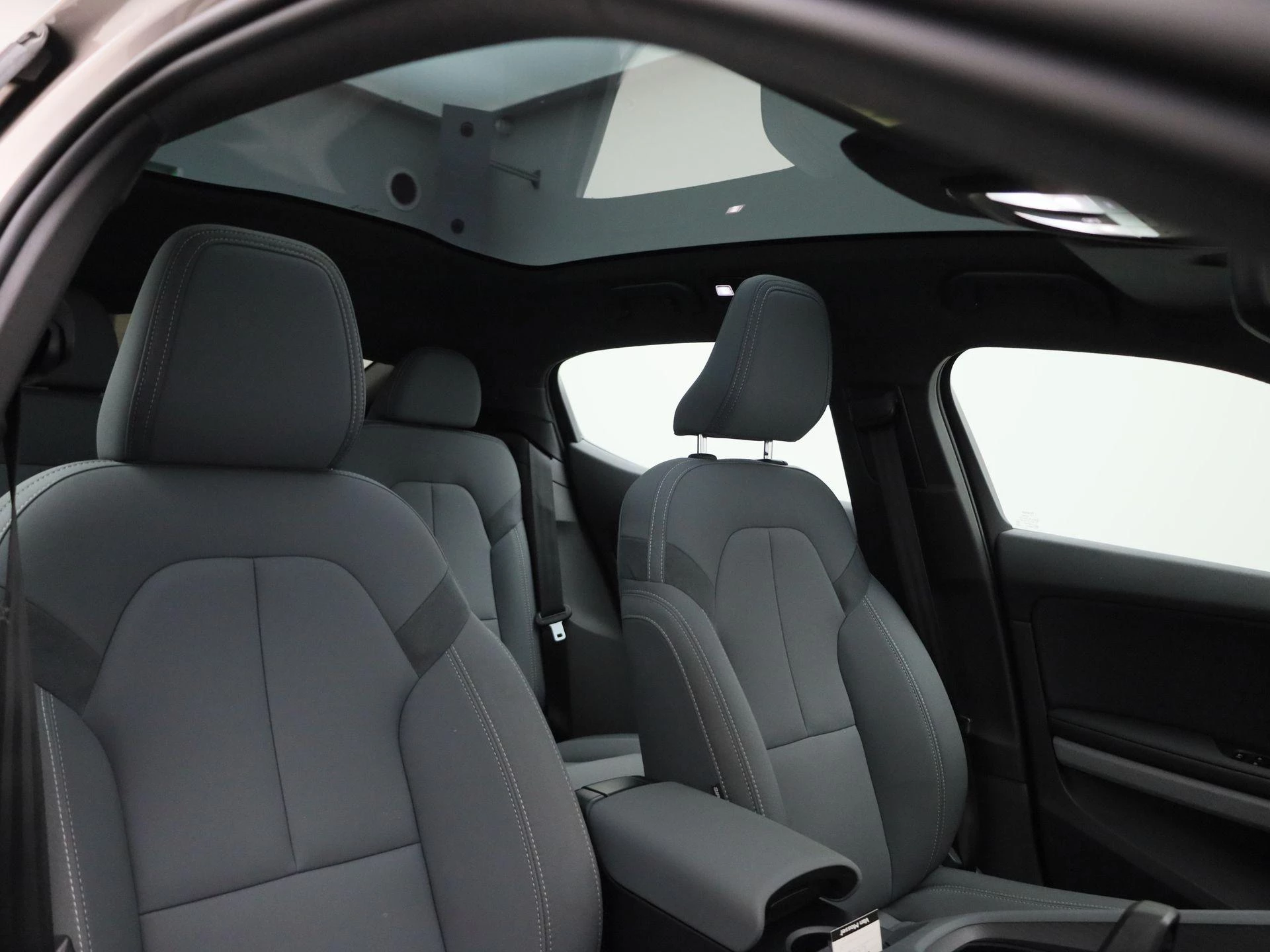 Polestar-2-image-36
