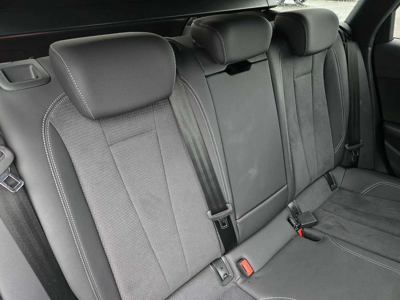 Audi-A4-image-35