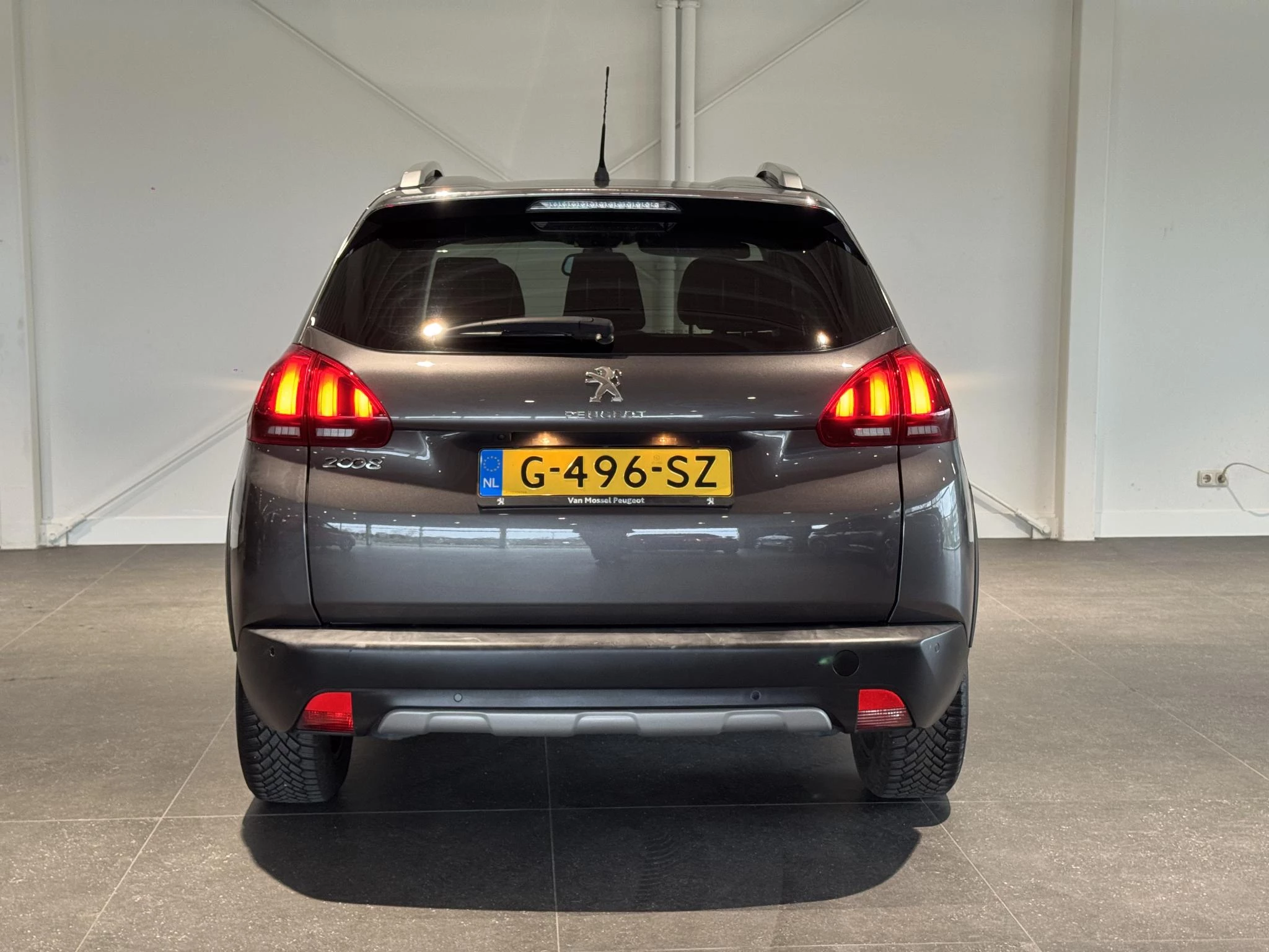 Peugeot-2008-image-7