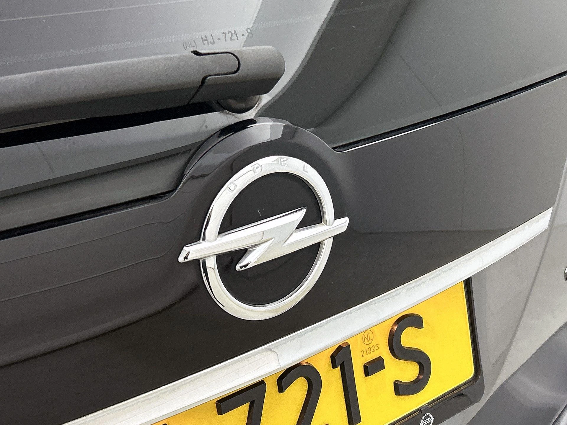Opel-Meriva-image-13