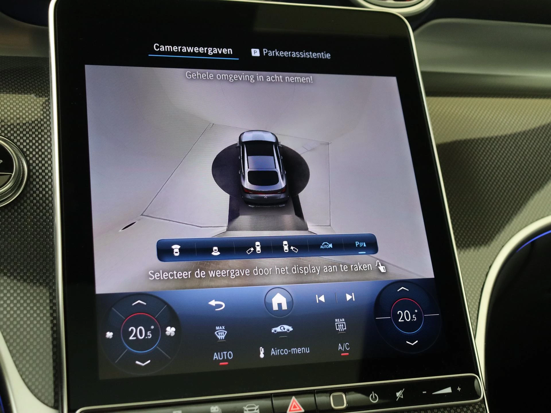 Mercedes-Benz-GLC-image-18