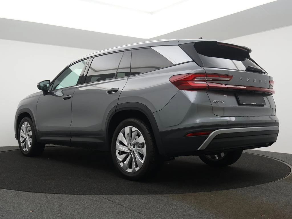 Škoda Kodiaq Kodiaq Selection 1.5TSI m-HEV 150PK DEMO *AUTOMAAT*7 ZITPLAATSEN*PDC*CAMERA*LEDER*ACC*SFEERVERLICHTING*...*