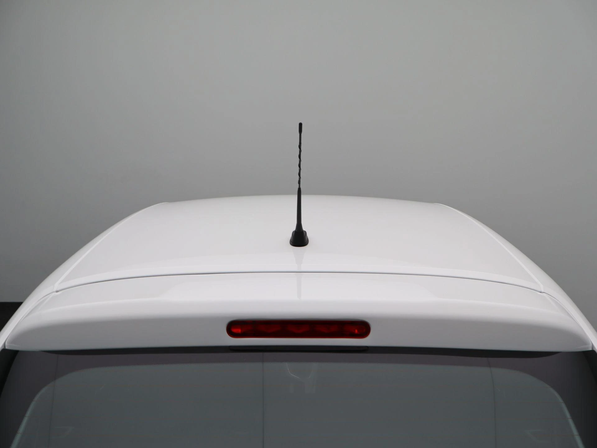 Peugeot-208-image-35