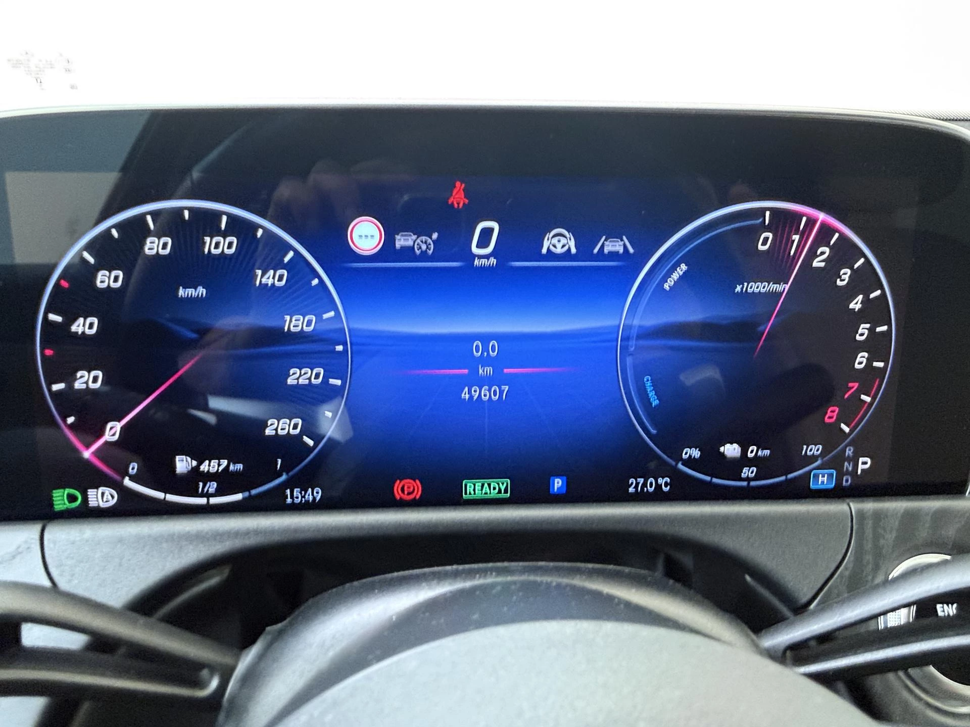 Mercedes-Benz-E-Klasse-image-11