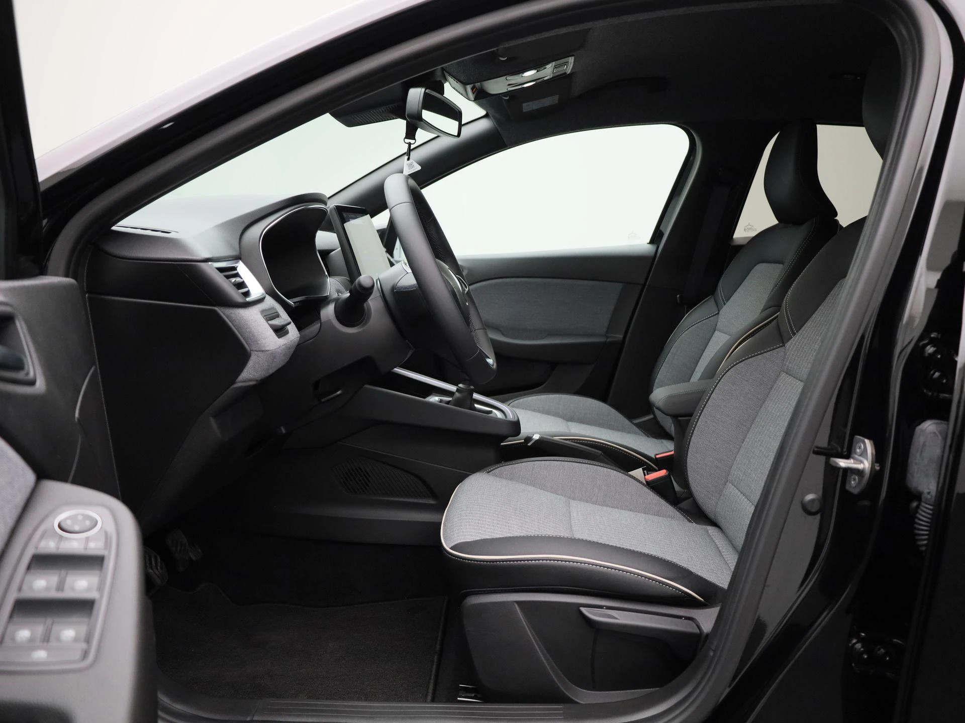 Renault Clio - 11
