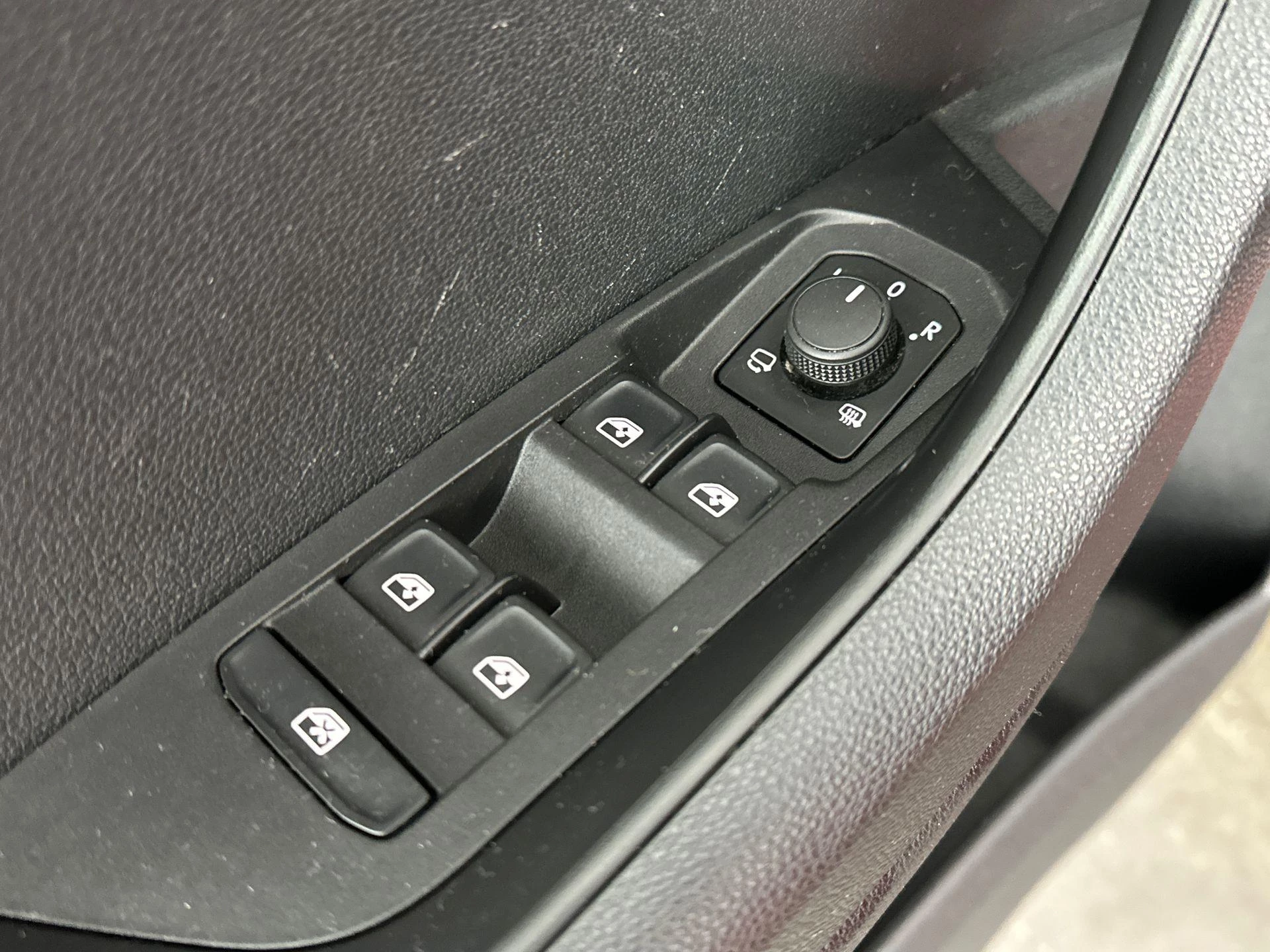 Škoda-Karoq-image-12