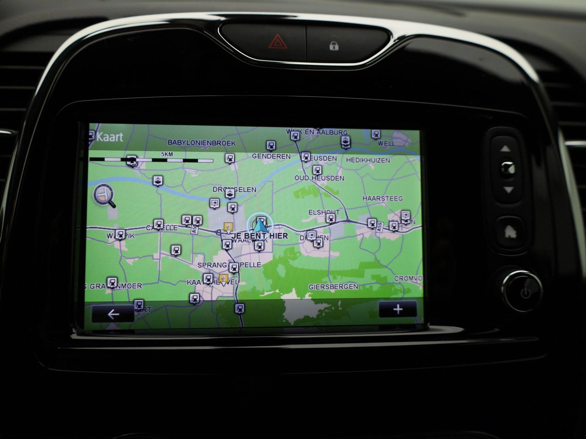 Renault-Captur-image-22