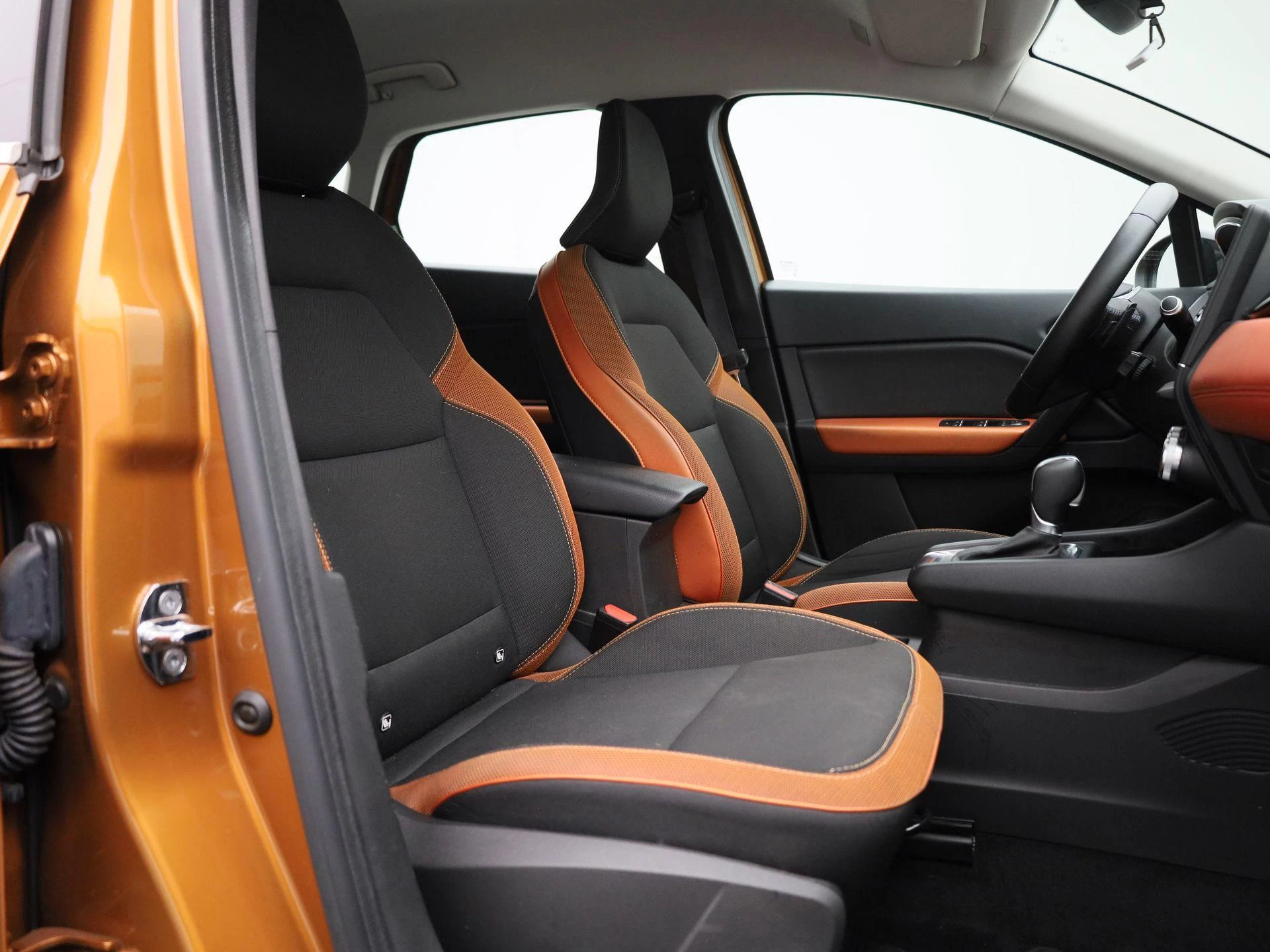 Renault-Captur-image-34
