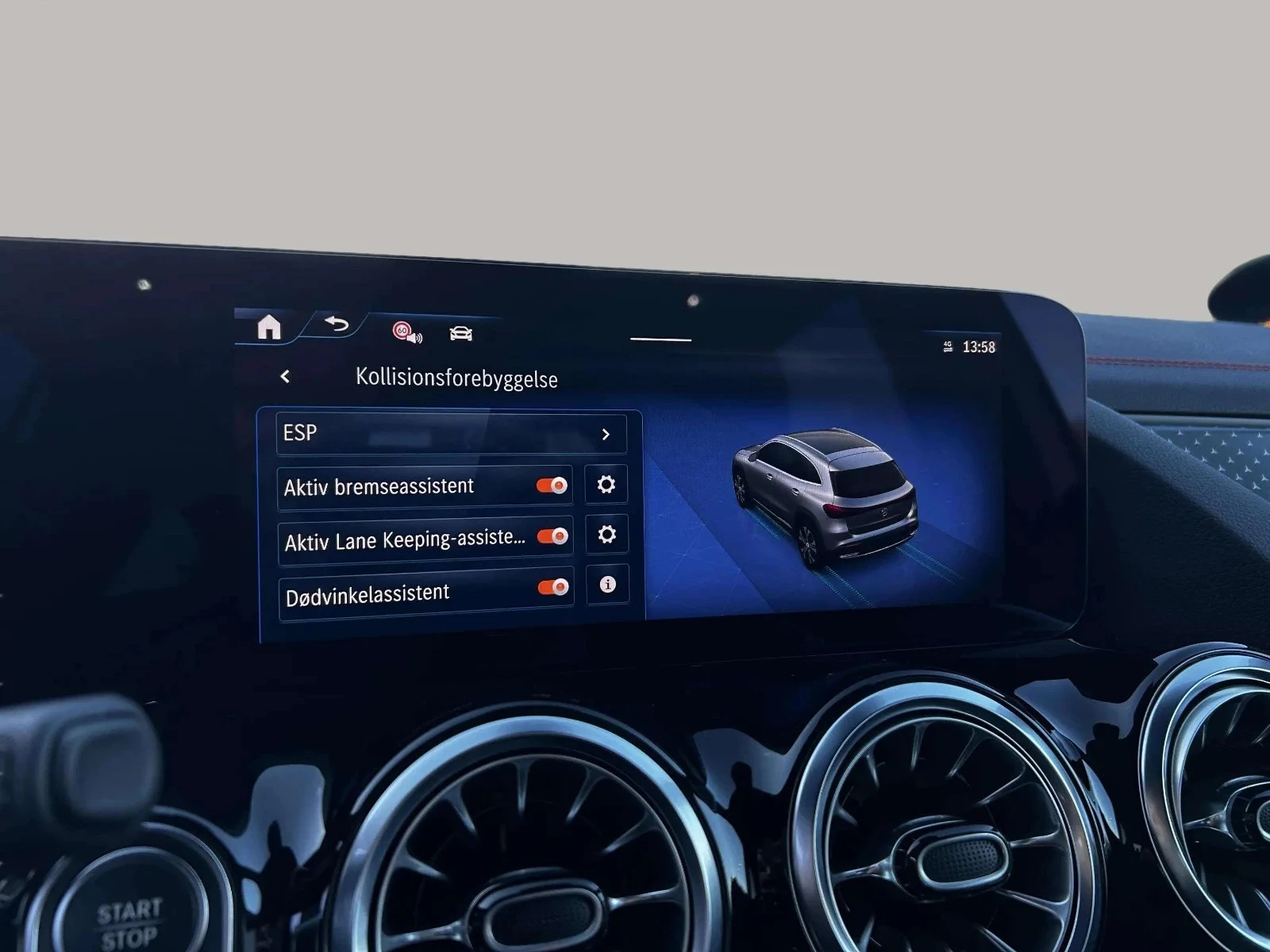 Mercedes-Benz-EQA-image-18