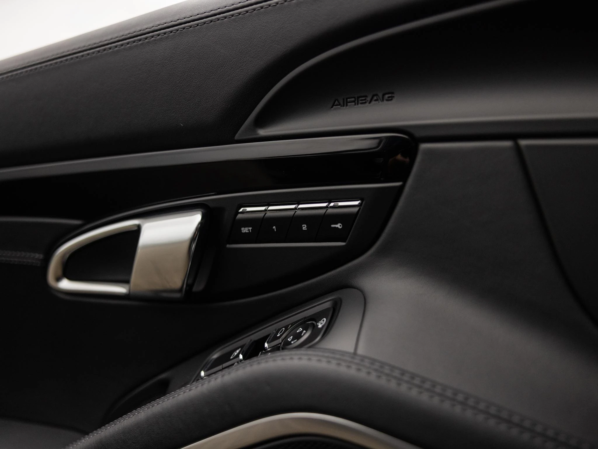 Porsche-911-image-19
