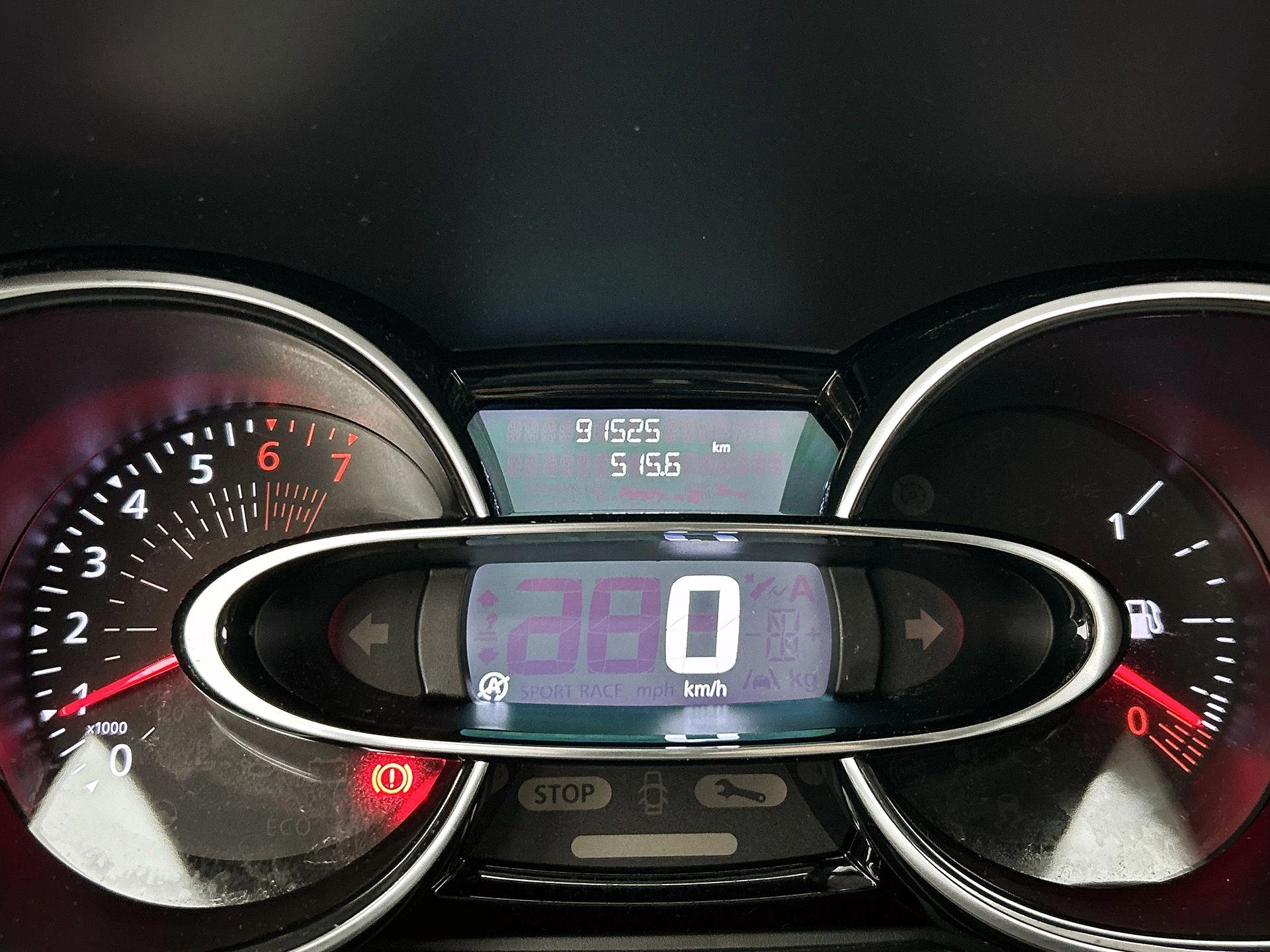 Renault-Clio-image-12