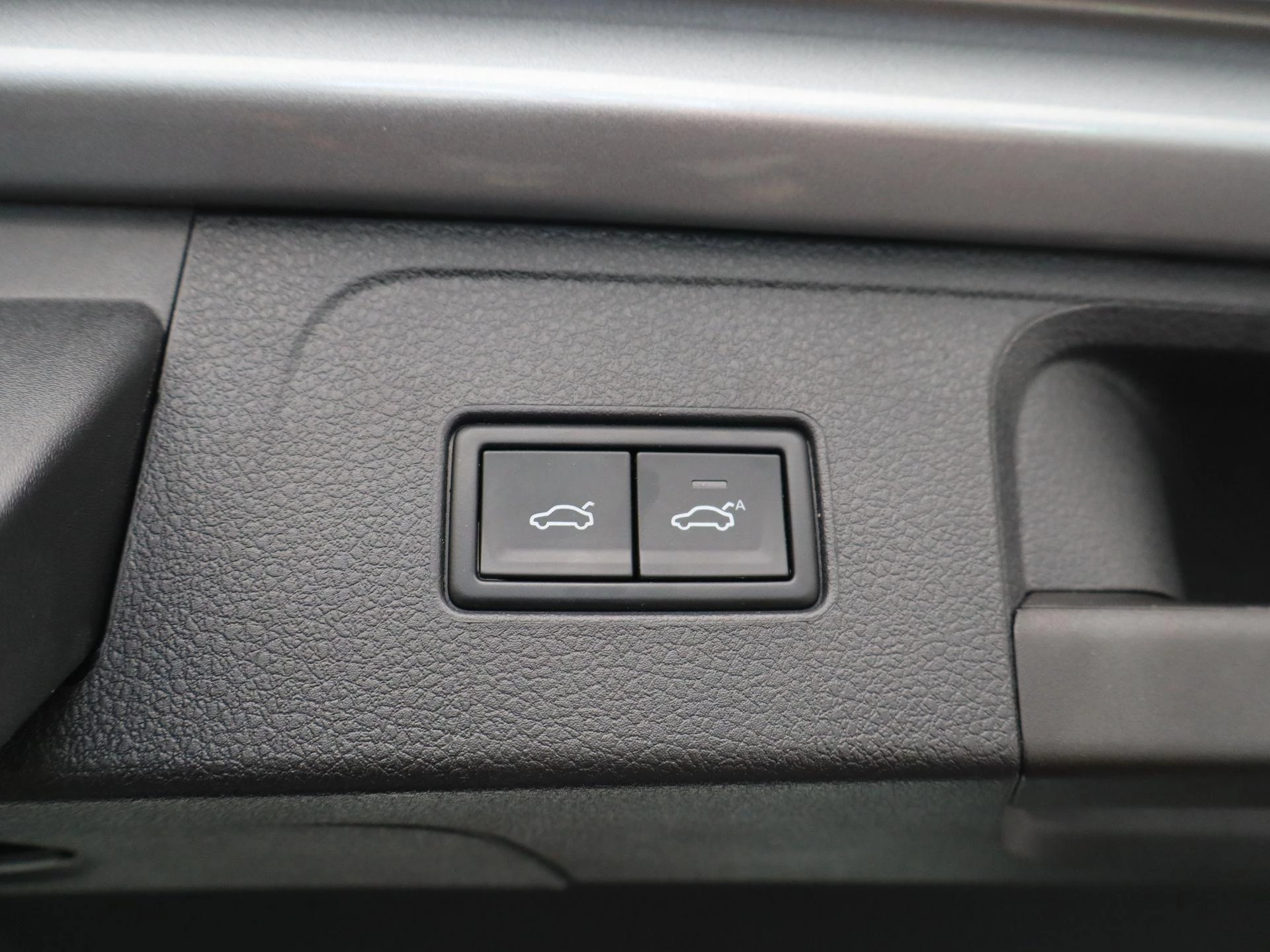 Volkswagen-Passat-image-27