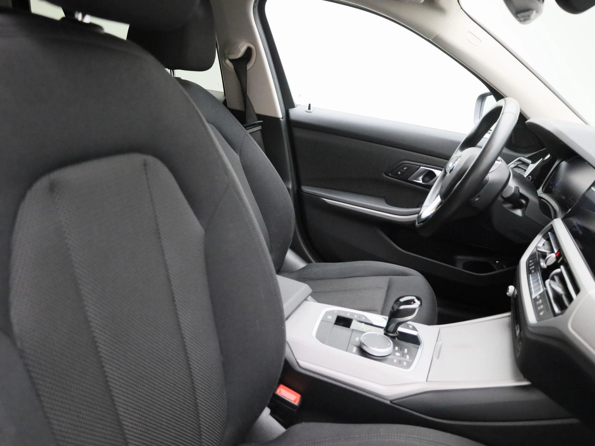 BMW-3 Serie-image-32