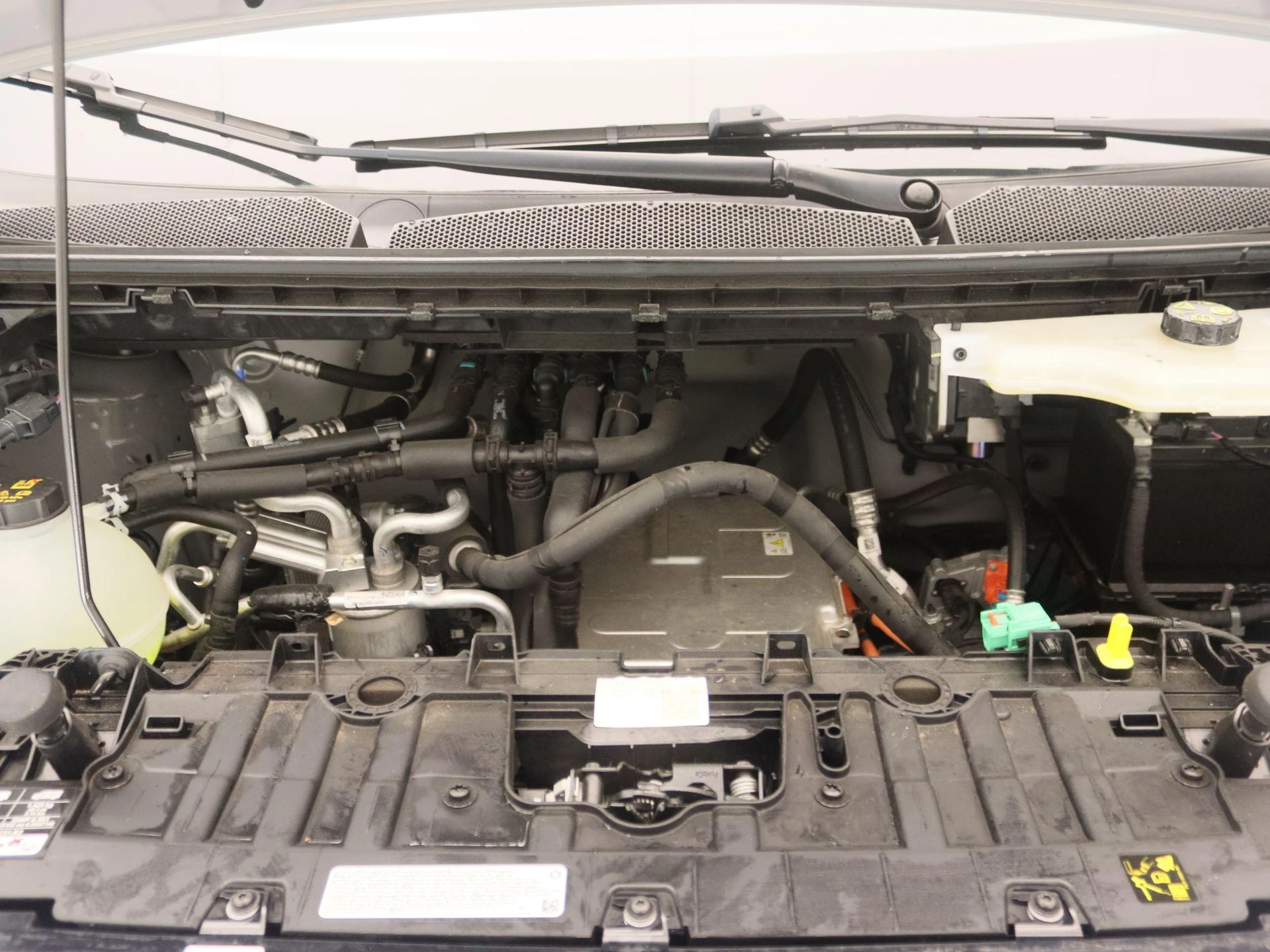 Ford-E-Transit-image-23