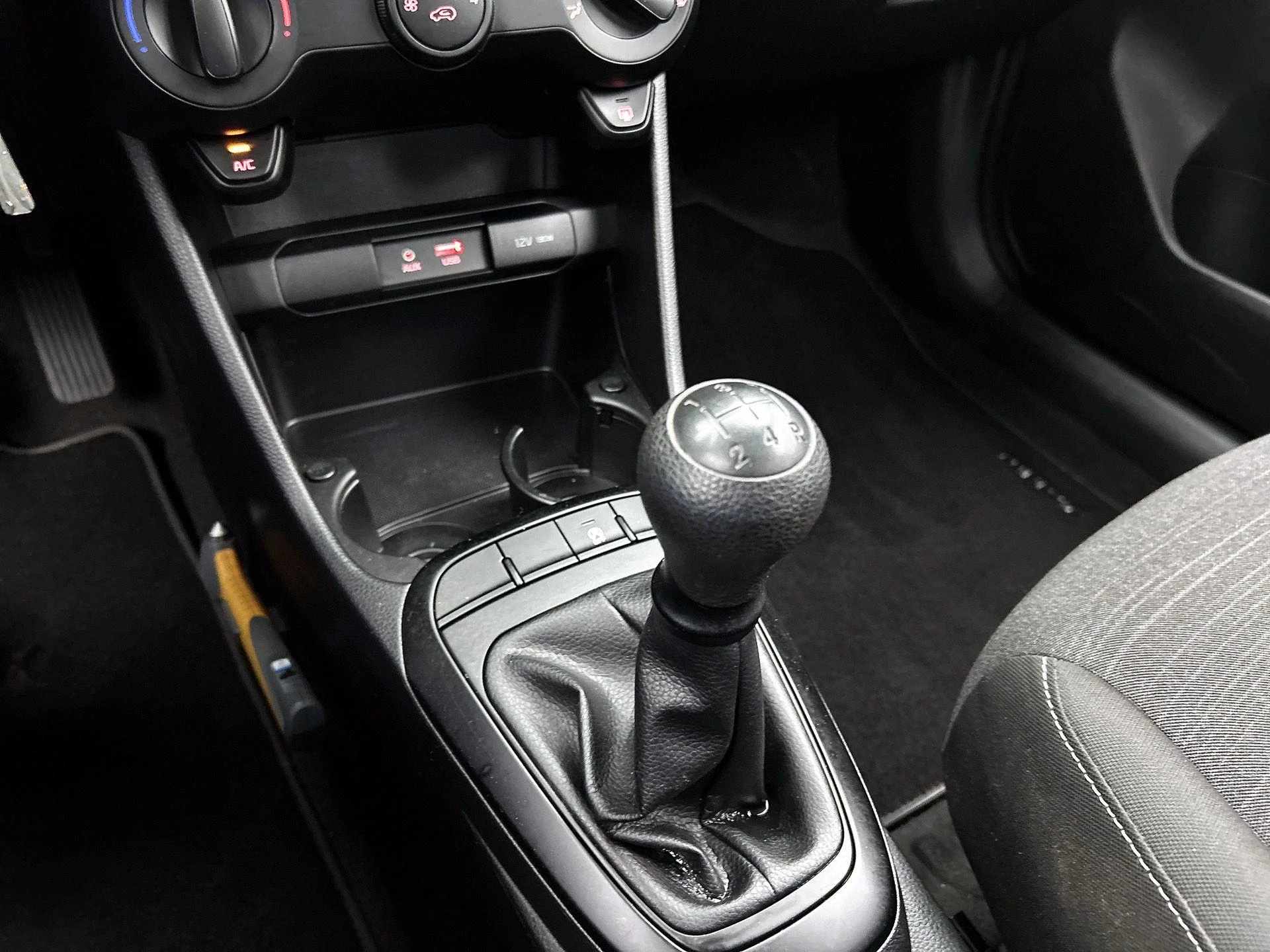 Kia-Picanto-image-16