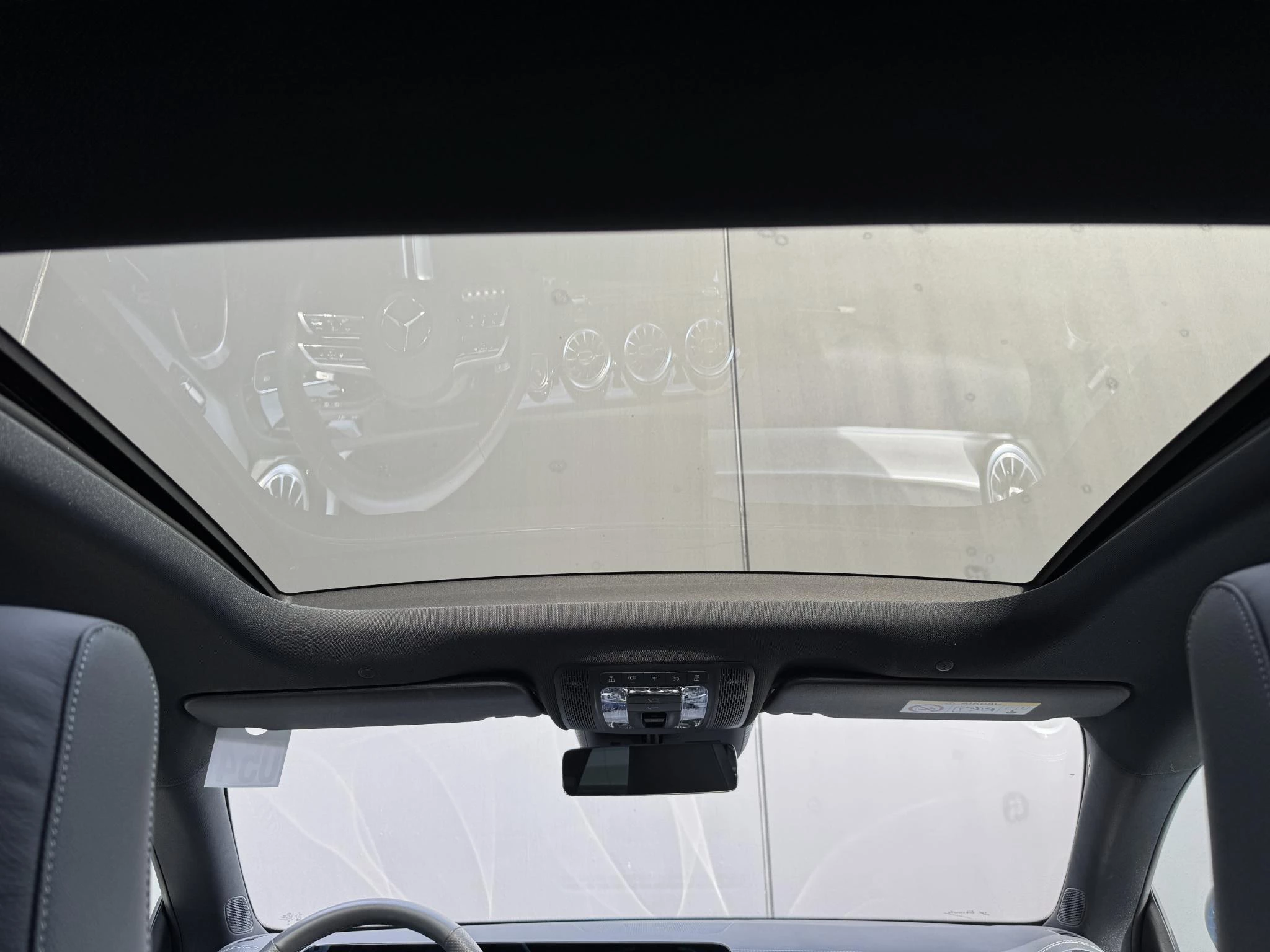 Mercedes-Benz-CLA-image-16