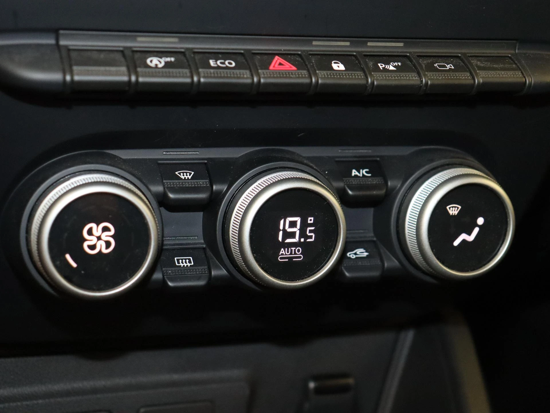 Dacia-Duster-image-19