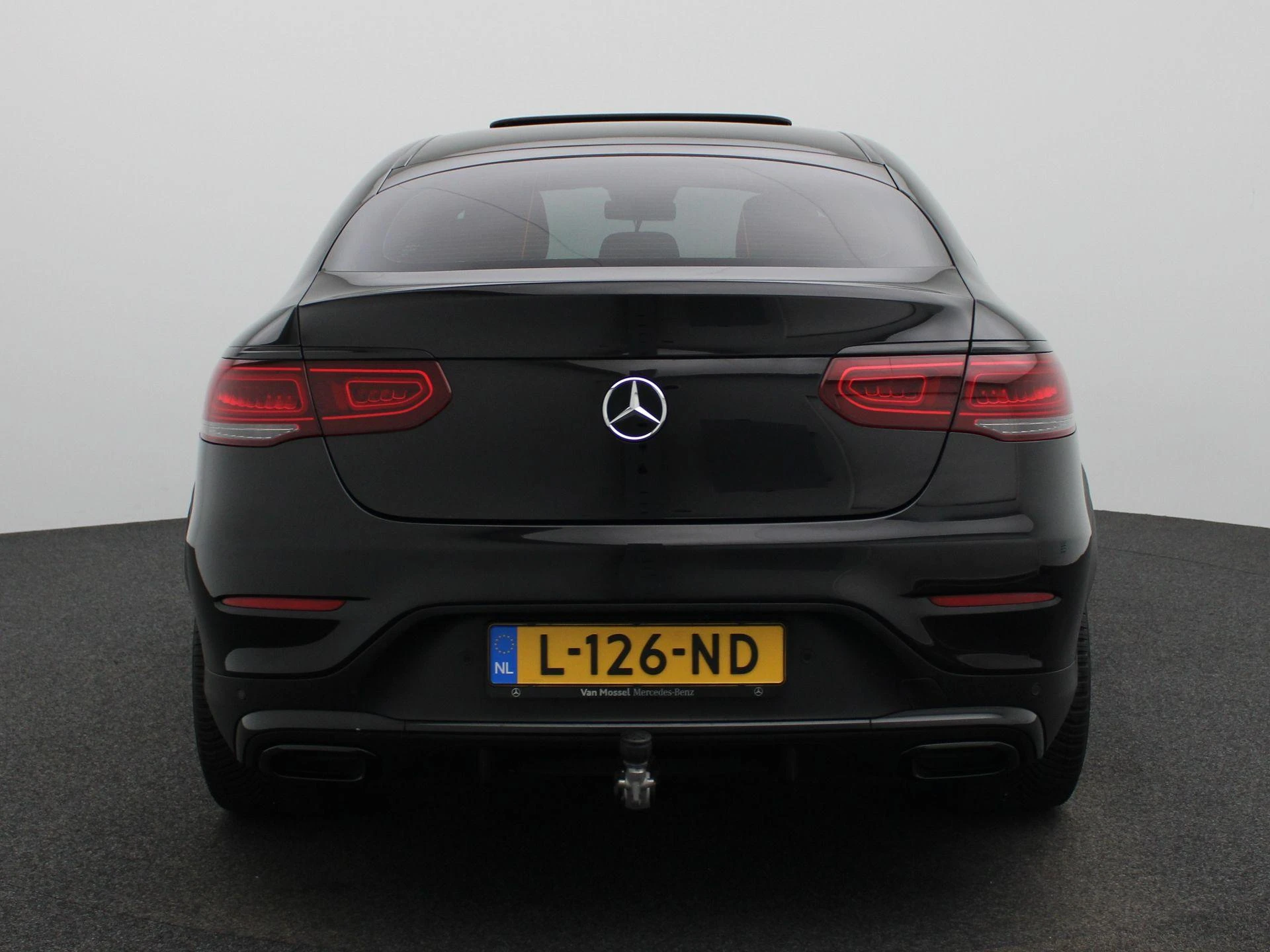 Mercedes-Benz-GLC-image-5