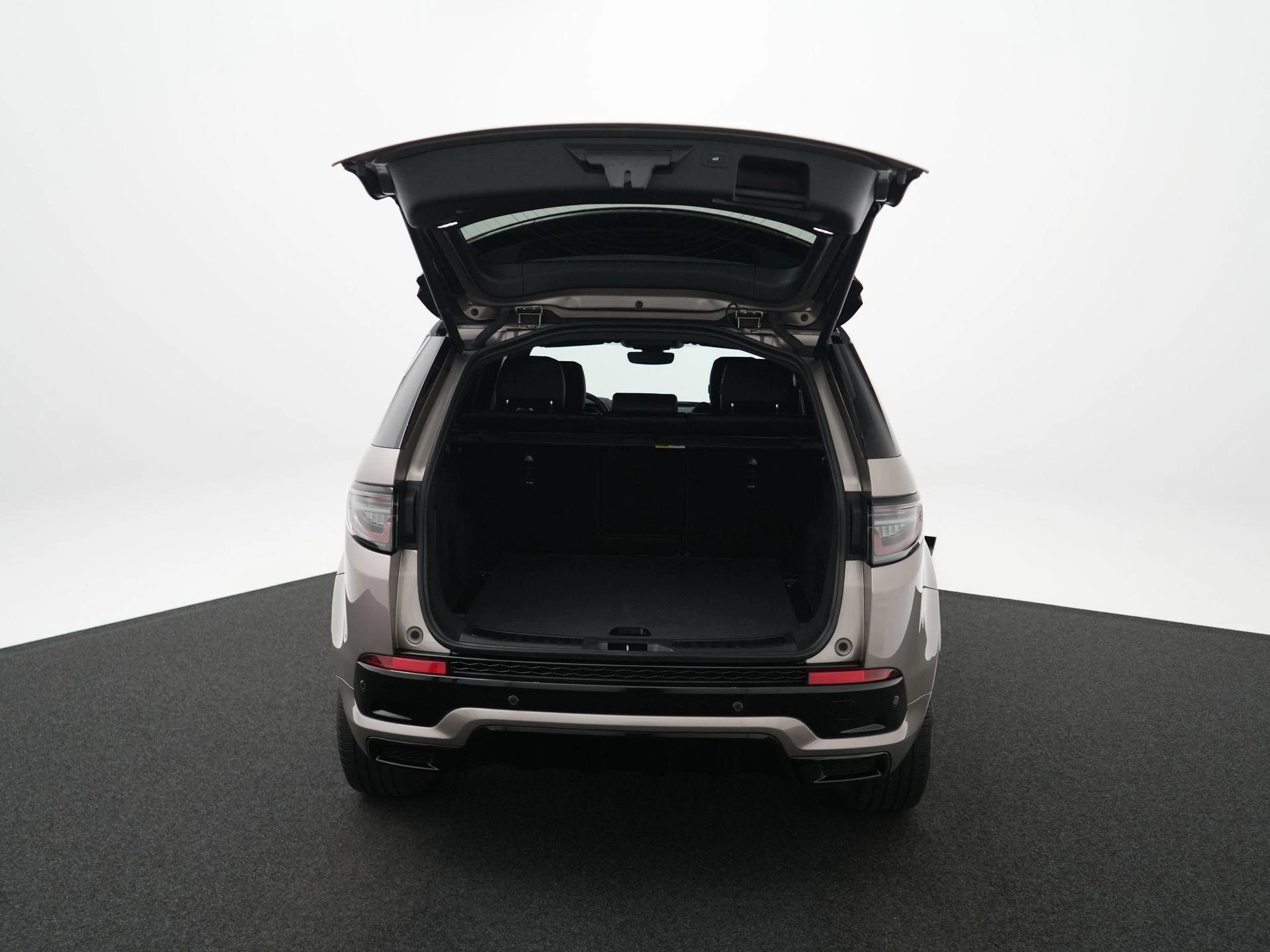 Land Rover-Discovery Sport-image-39