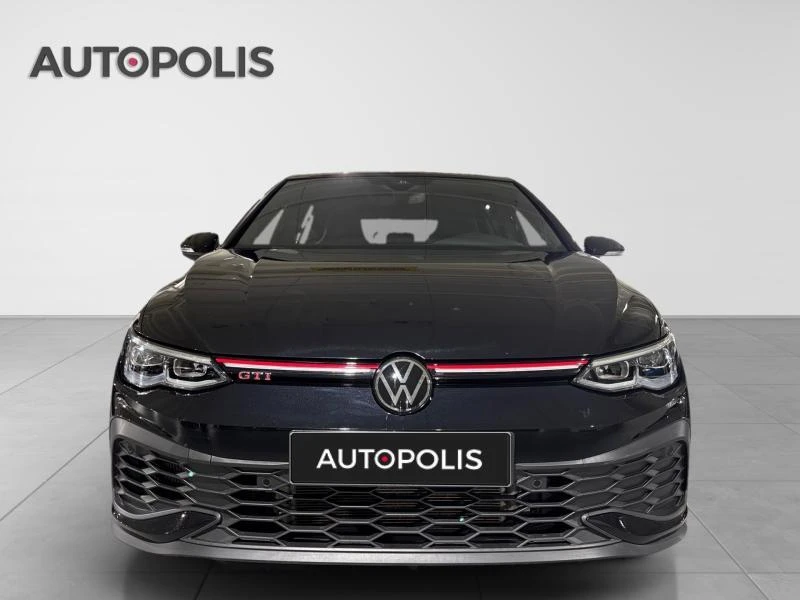 Volkswagen-Golf-image-13