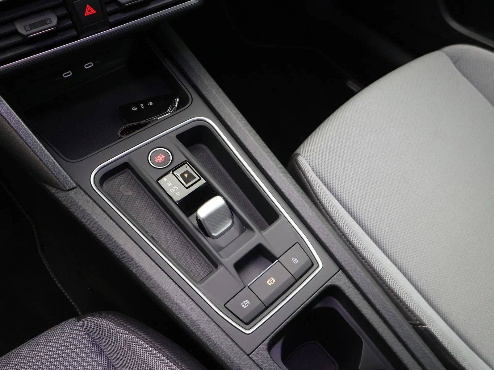 SEAT Leon ST Leon Break Move Navi 1.5 eTSI 115pk DSG / DEMO