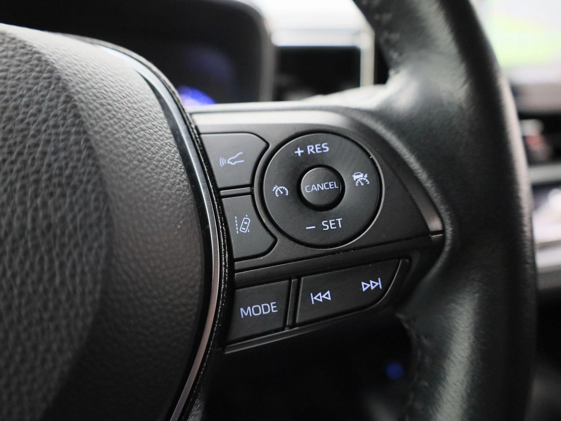 Toyota-Corolla Touring Sports-image-17