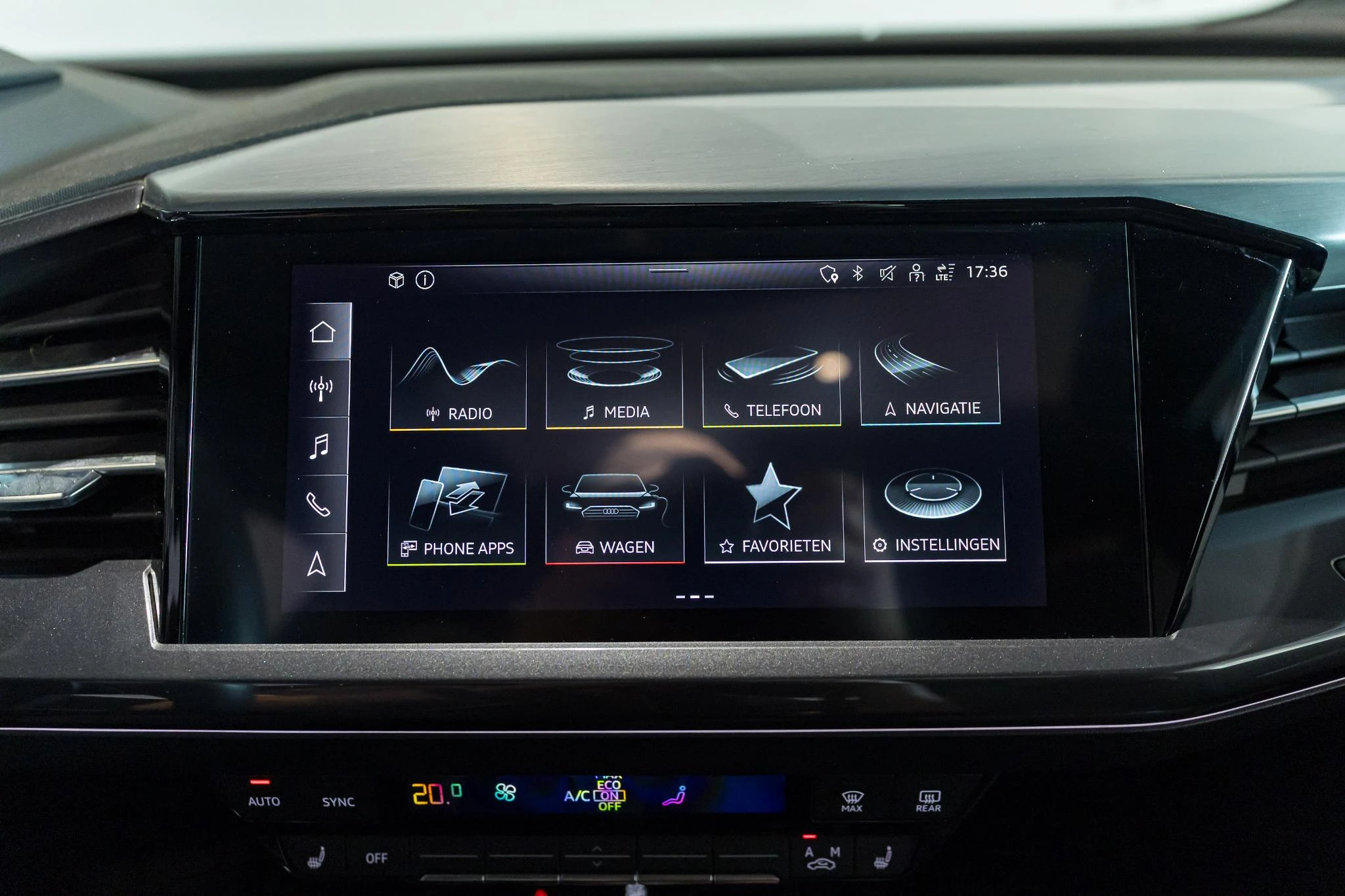 Audi-Q4 Sportback e-tron-image-31