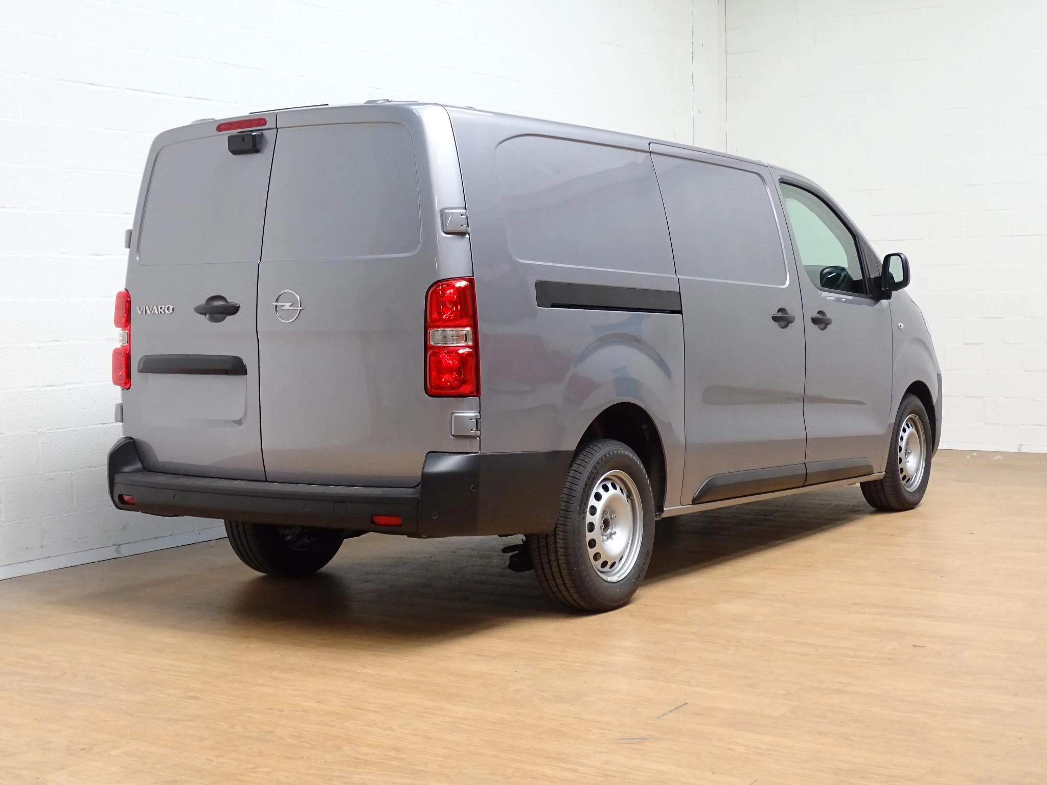 Opel-Vivaro-image-2