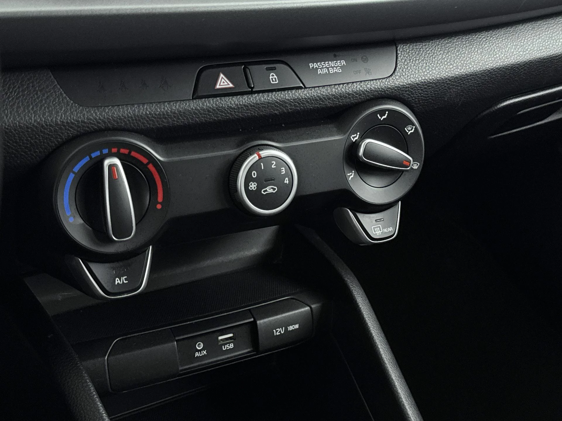 Kia-Rio-image-16