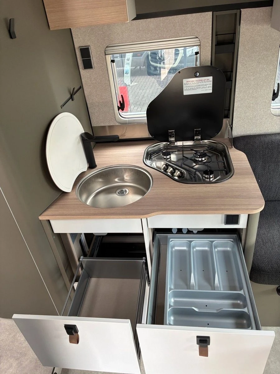 Hymer--image-12