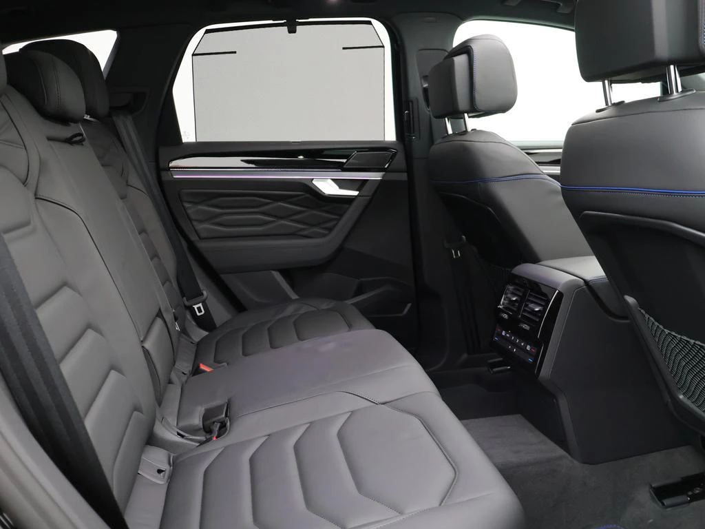 Volkswagen Touareg R Touareg R V6 eHybrid 4MOTION 250 kW (340 pk) 8 versnellingen Tiptronic / DEMO