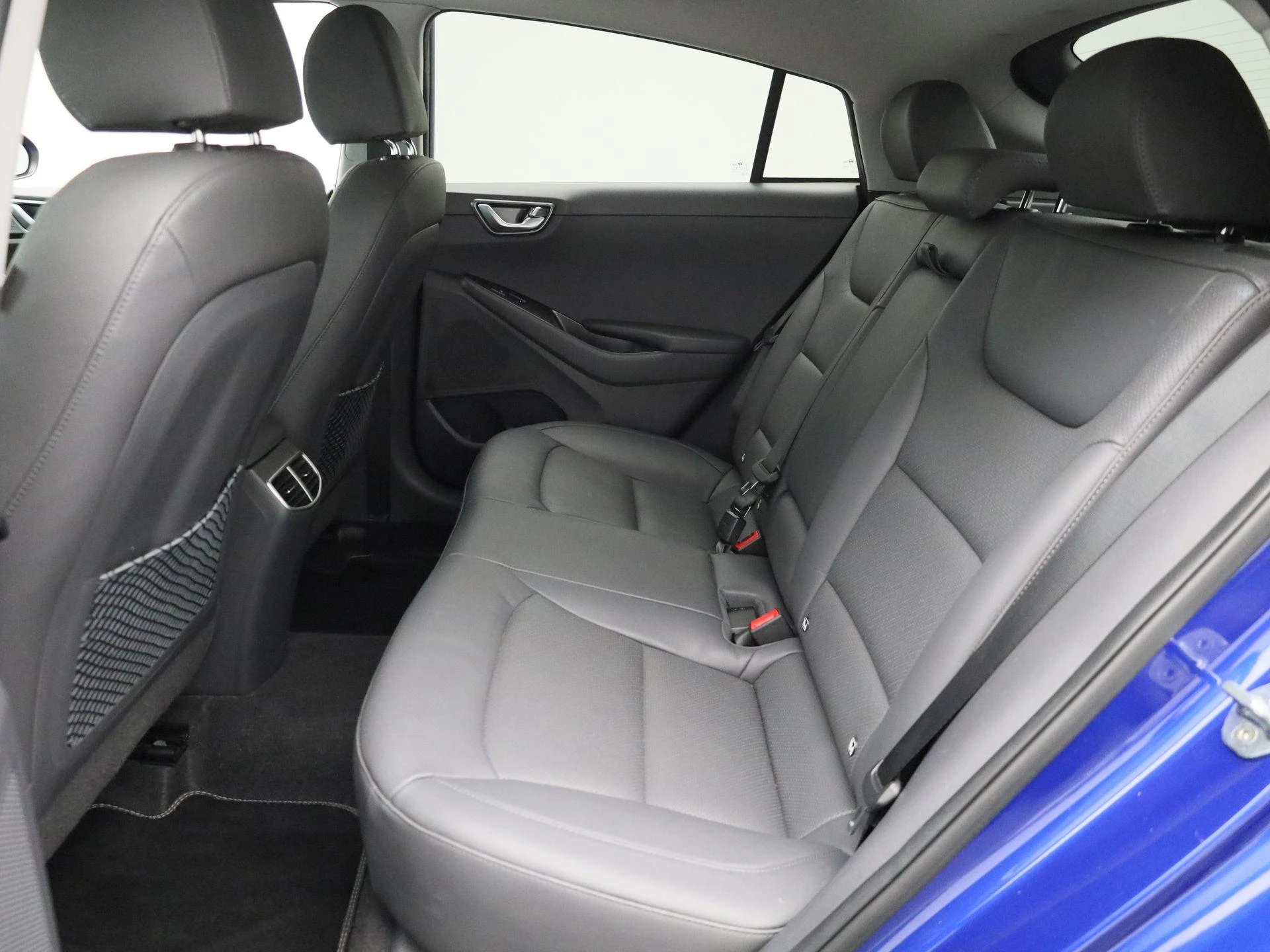 Hyundai-IONIQ-image-10
