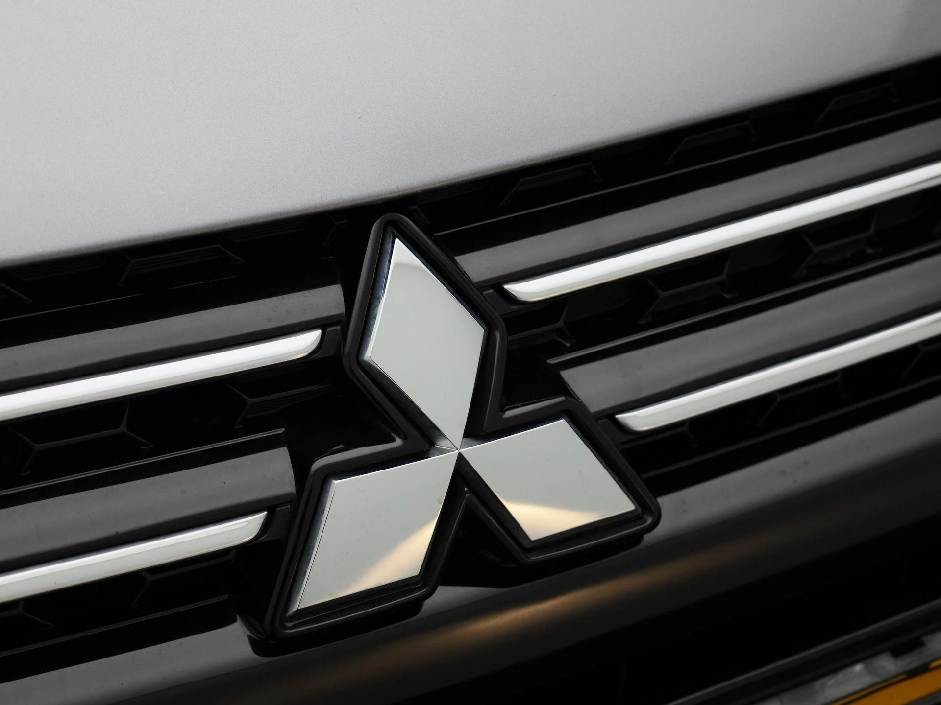 Mitsubishi-Space Star-image-23