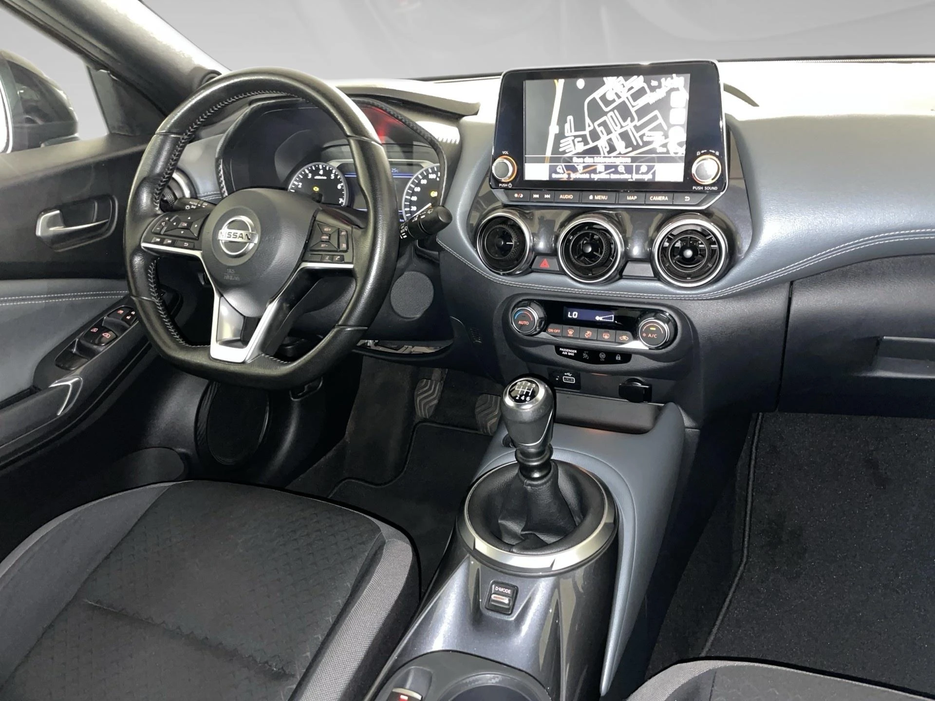 Nissan Juke 1.0 DIG-T Tekna