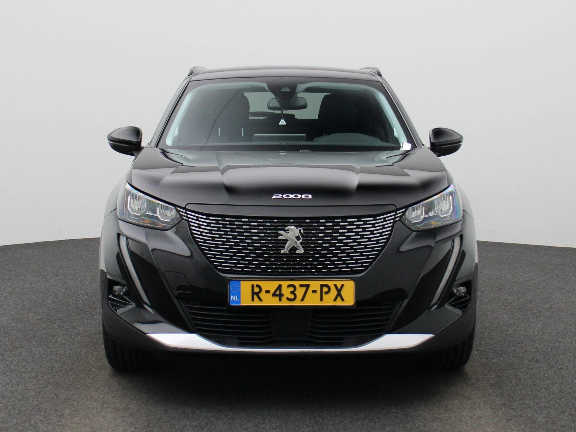 Peugeot-2008-image-2