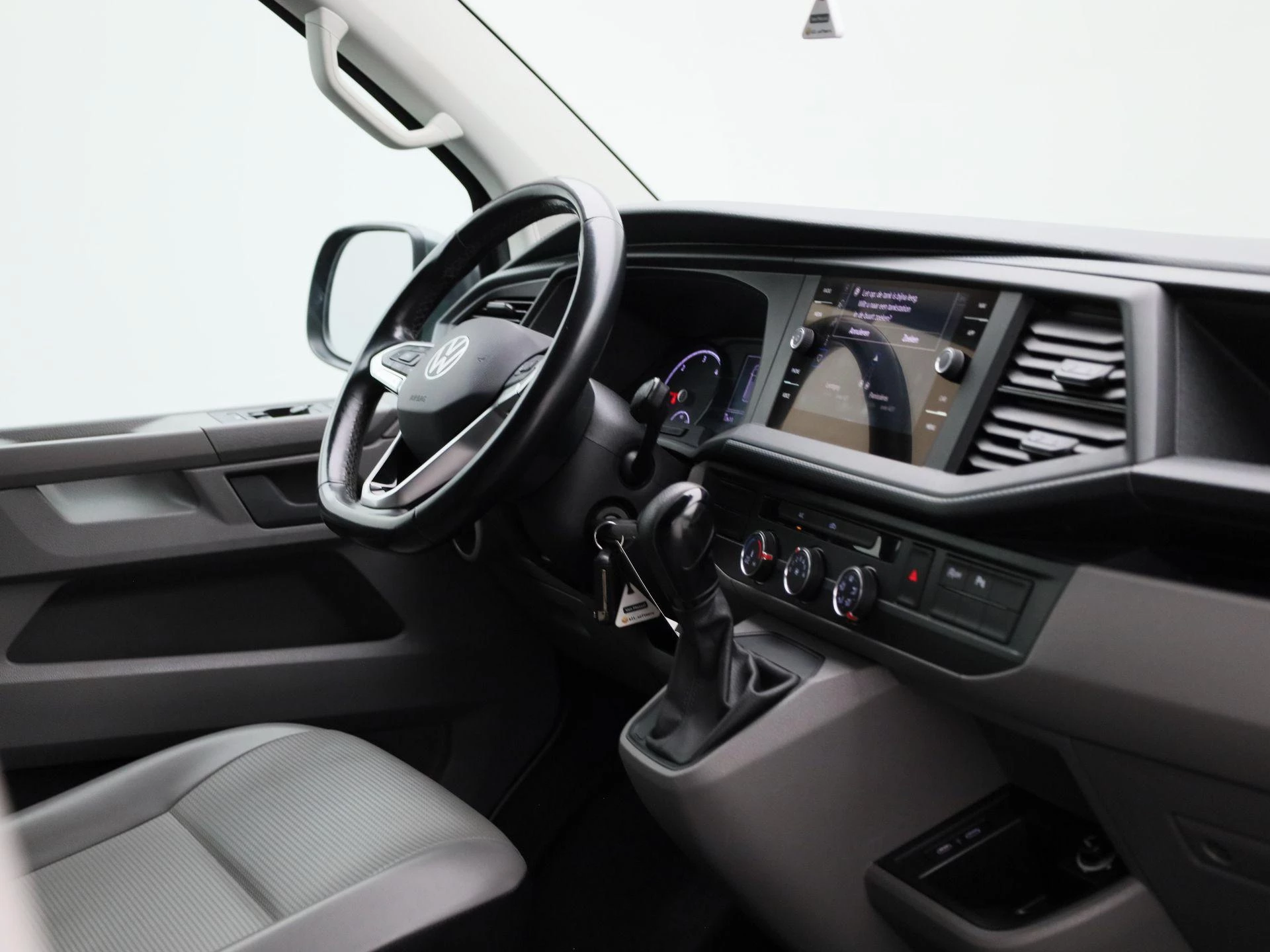 Volkswagen Transporter 2.0 TDI L2H1 204PK