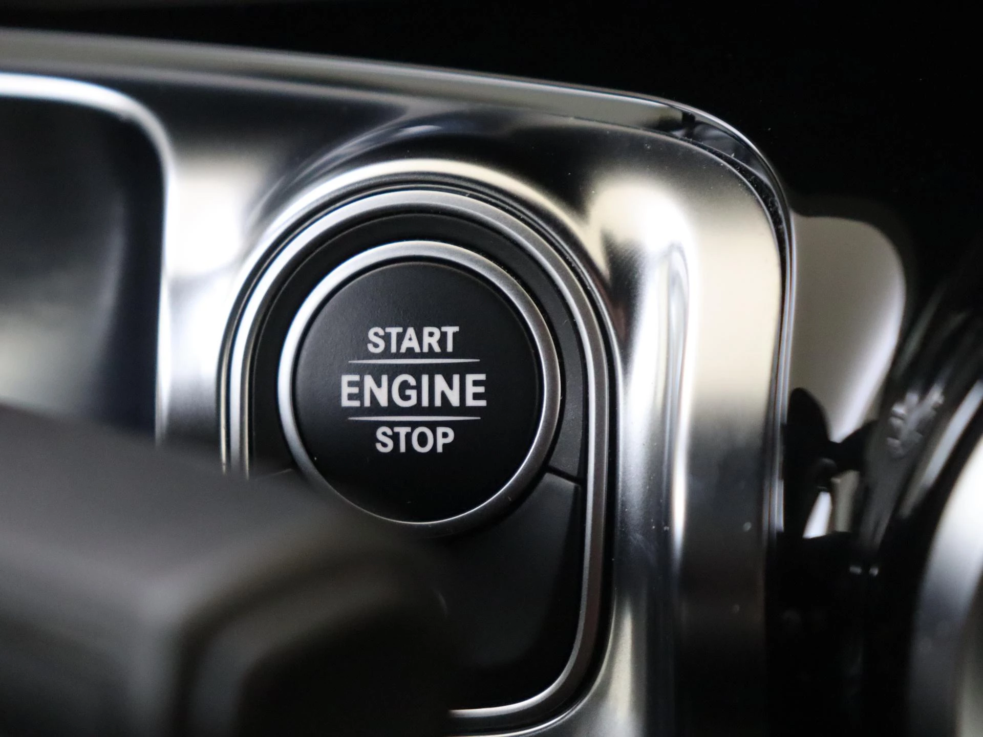 Mercedes-Benz-GLB-image-20