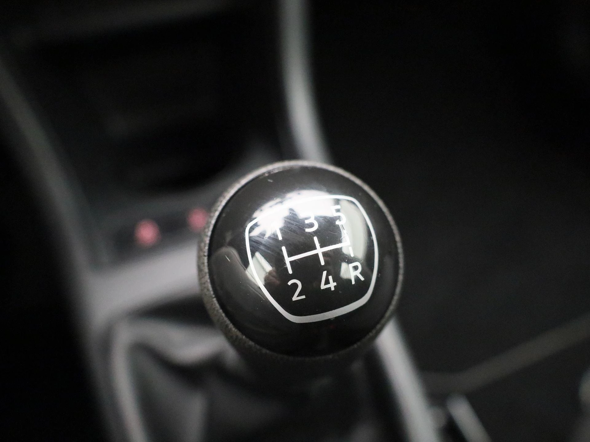 Volkswagen-up!-image-16