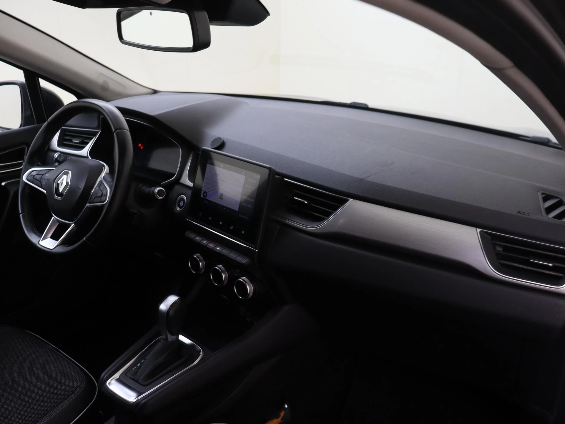 Renault-Captur-image-4