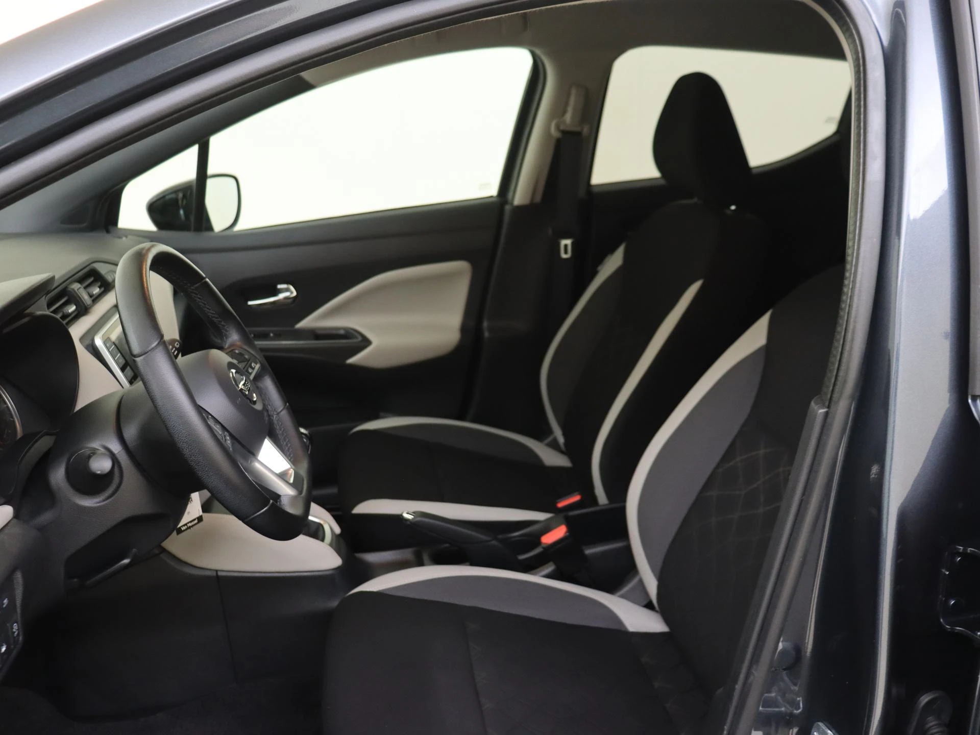 Nissan-Micra-image-13