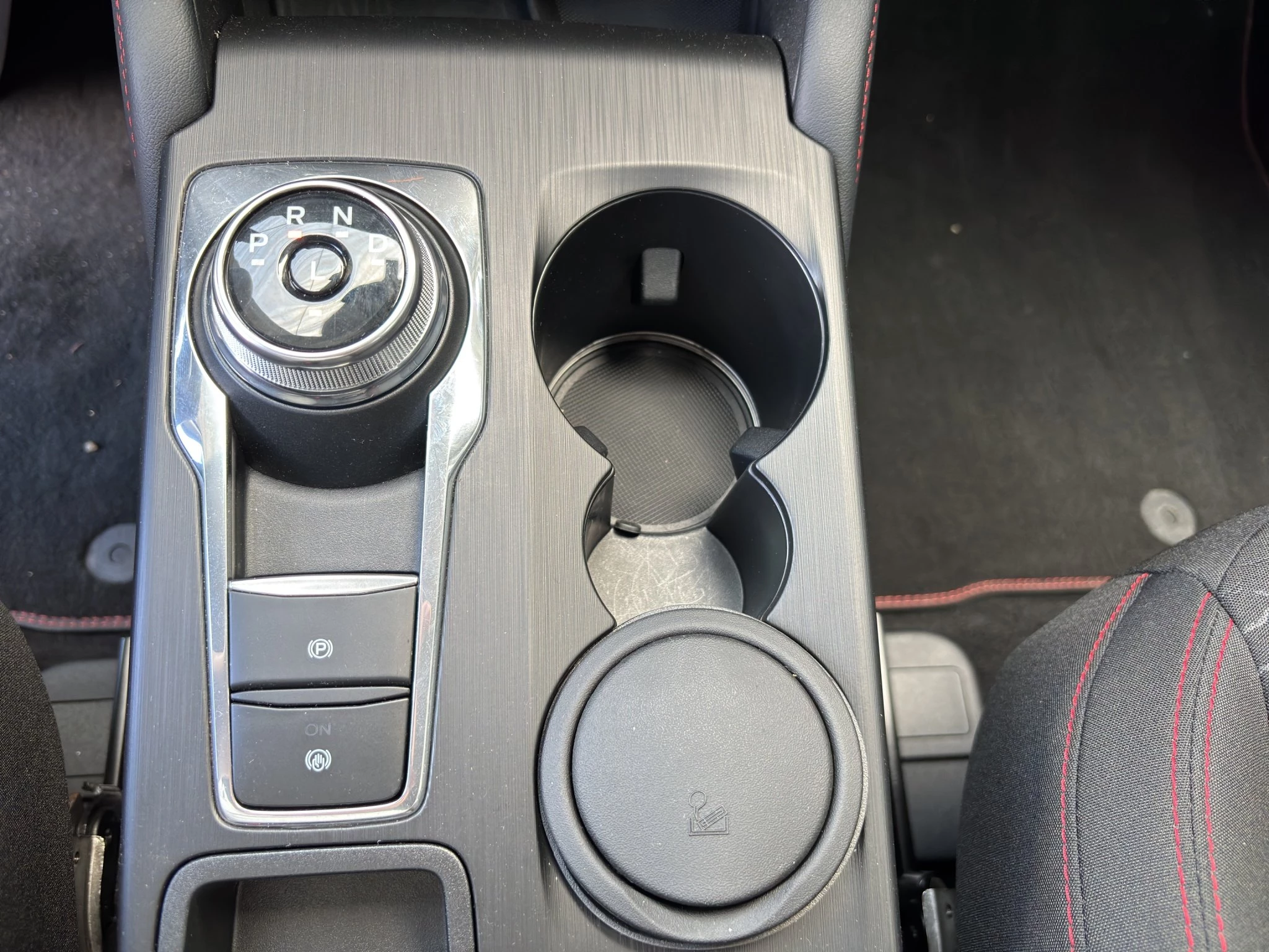 Ford Kuga ST-Line Aut.*KAM*LED-MATRIX*NAVI*GRA*WINTER-PKT.