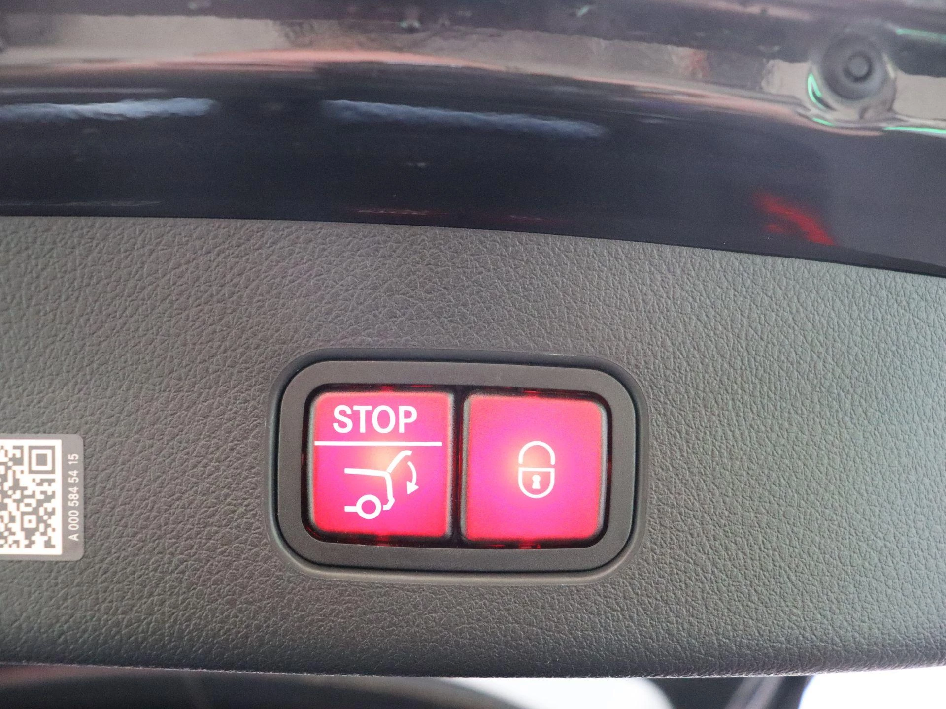 Mercedes-Benz GLC 300 e SUV Luxury Line + LEDER + DIGITAL LIGHT + TREKHAAK + 360 CAMERA +