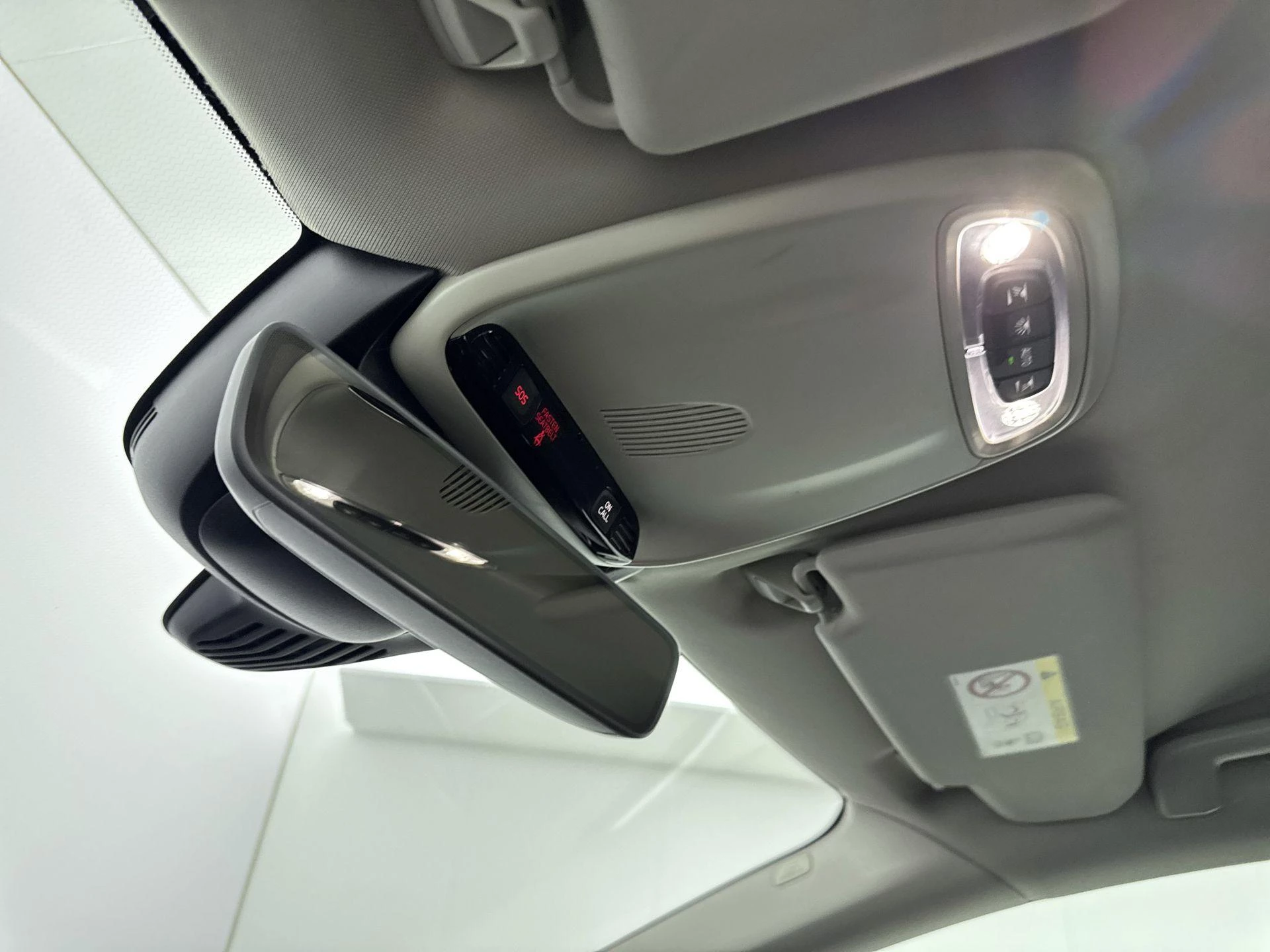 Volvo-V40-image-19