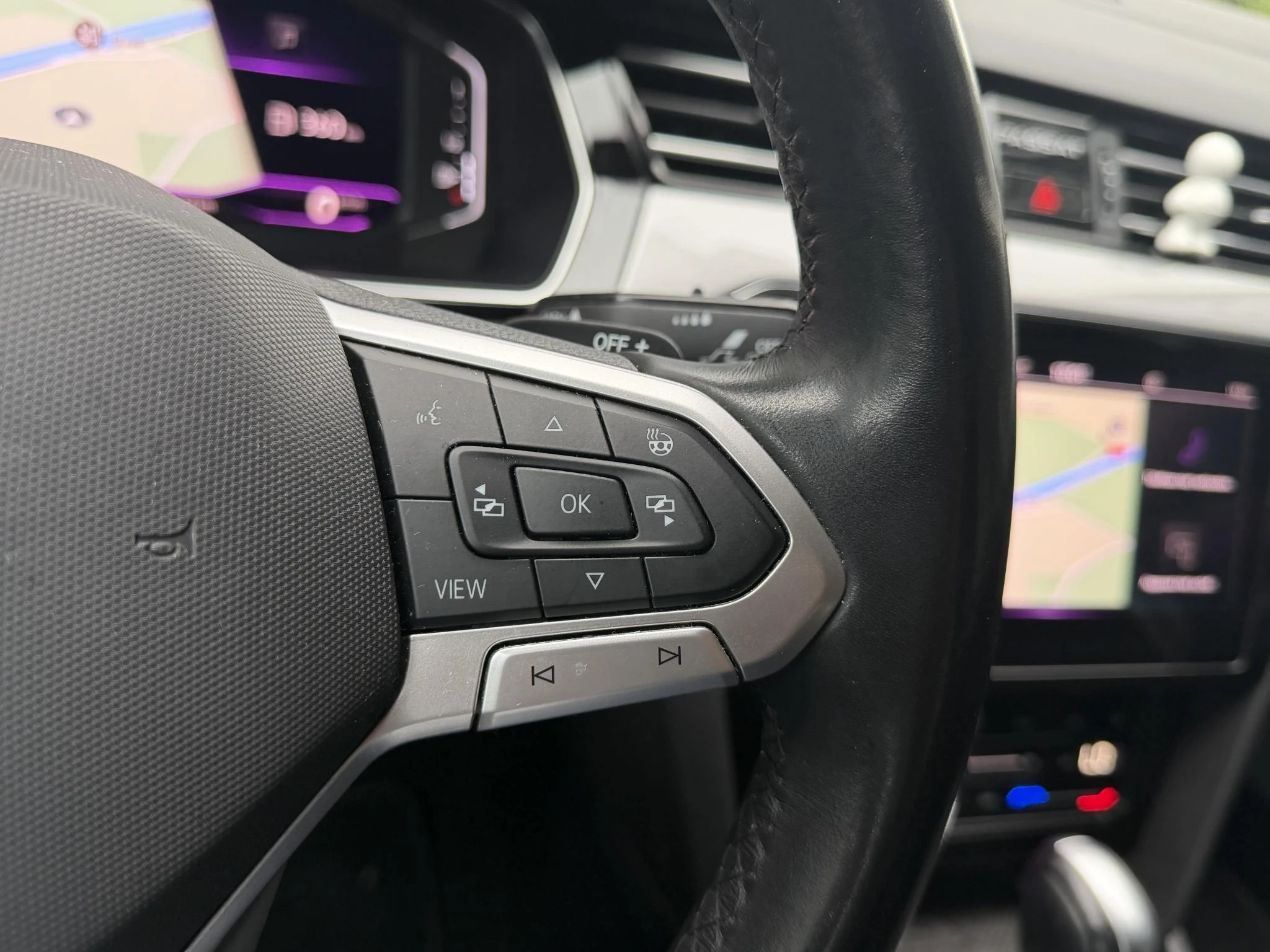 Volkswagen-Passat-image-6