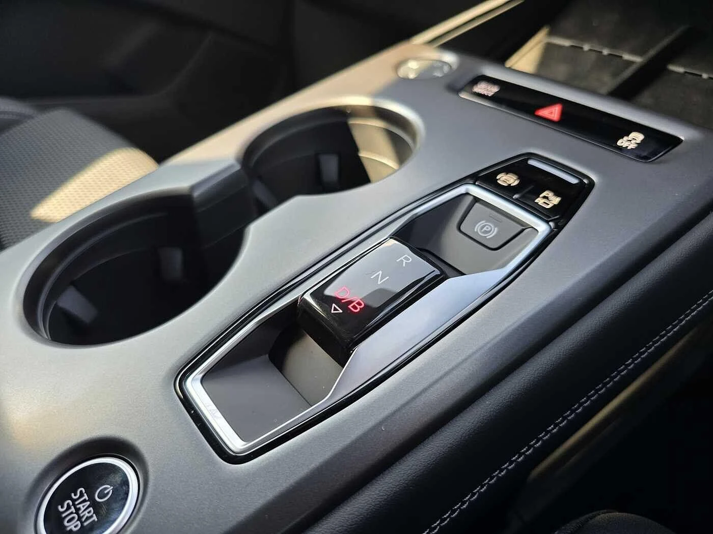 Audi-Q4 e-tron-image-7