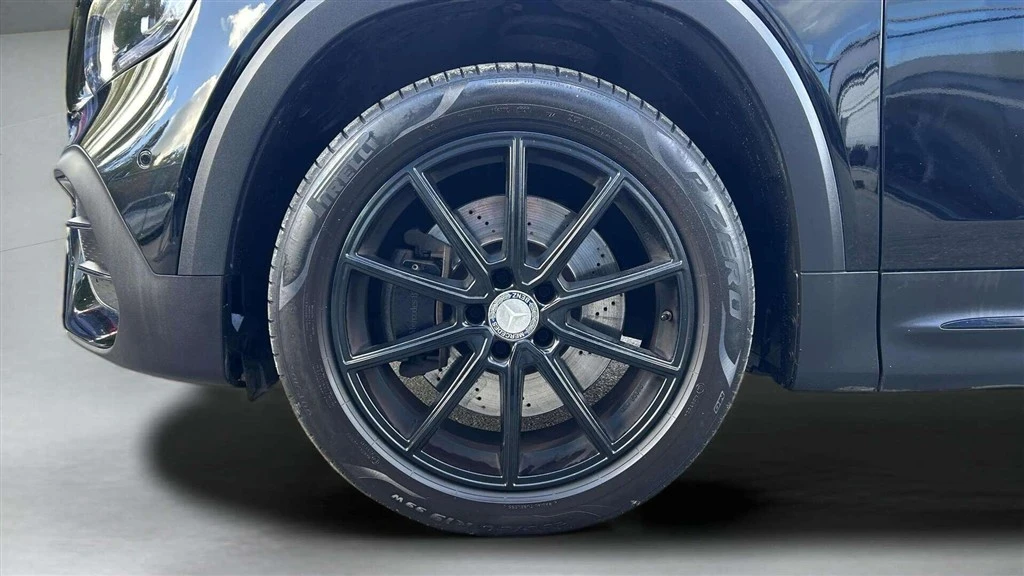 Mercedes-Benz-GLB-image-8