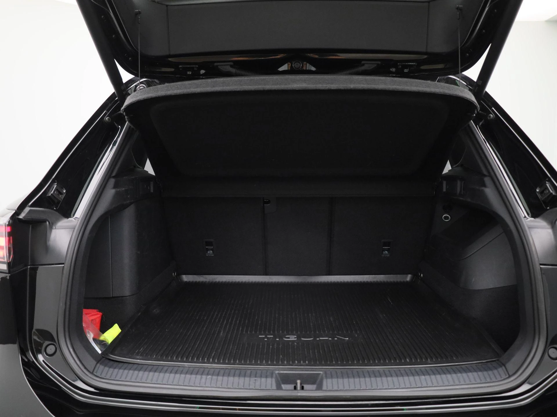 Volkswagen Tiguan 1.5 eHybrid R-Line Edition 204 PK|