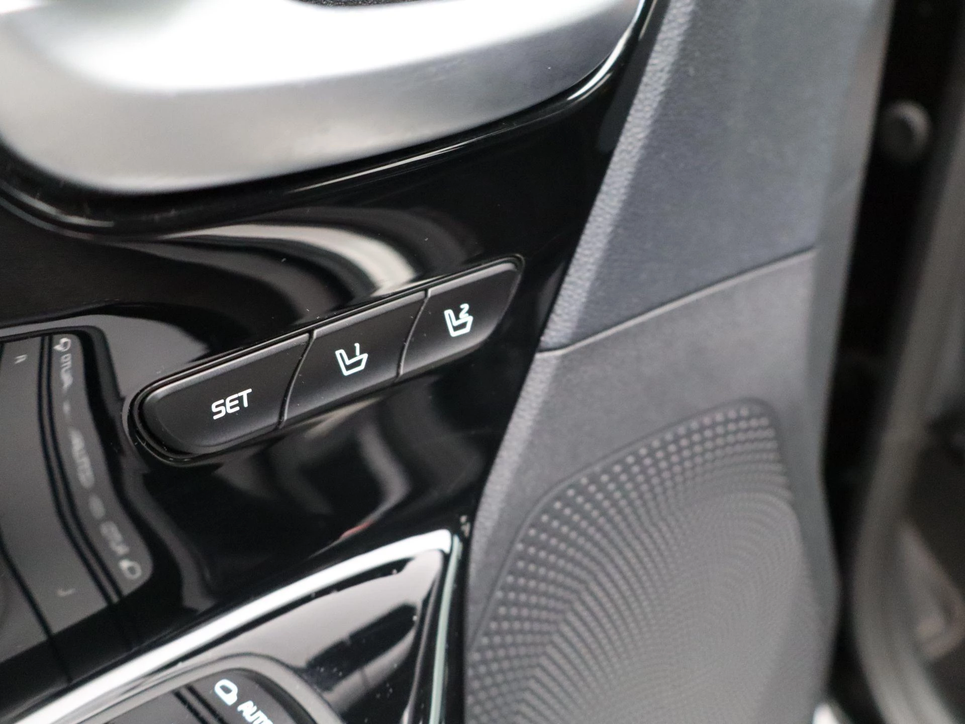 Kia-Niro-image-30