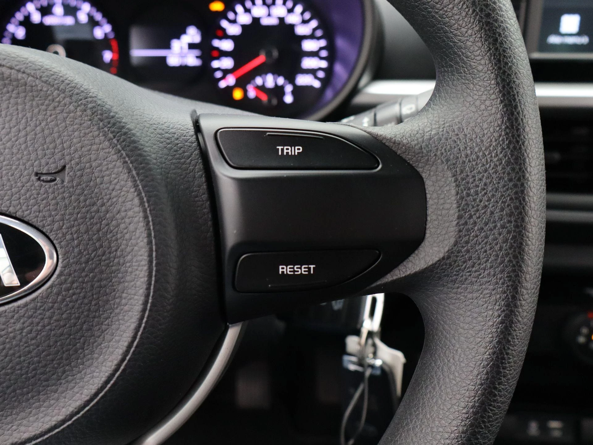 Kia-Picanto-image-18
